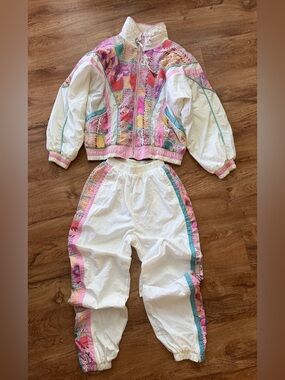 East West Track Suit.  Women’s Small Vintage 80/90s